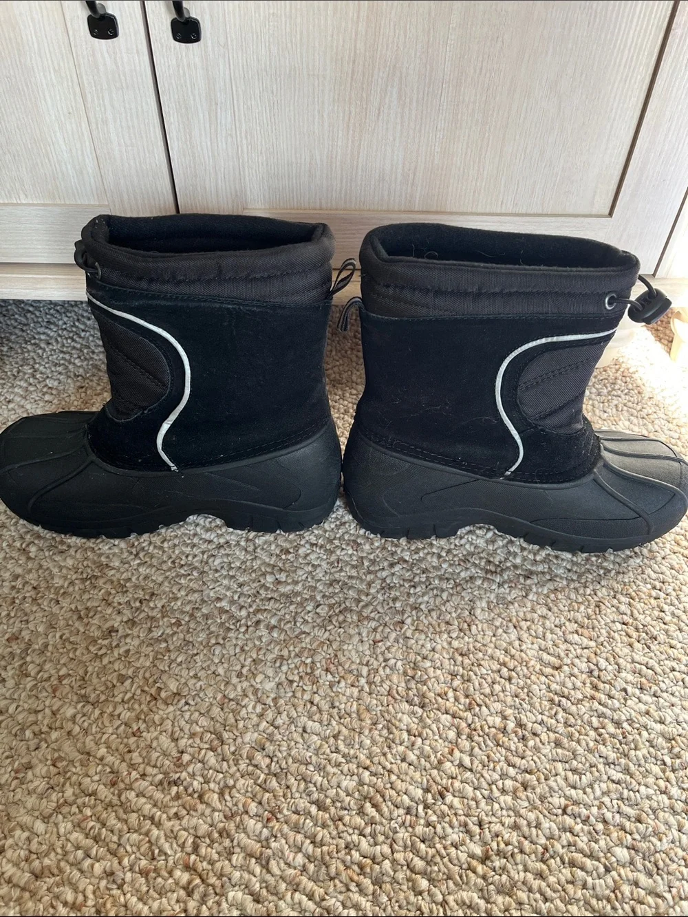 Kids snow boots by Sporto